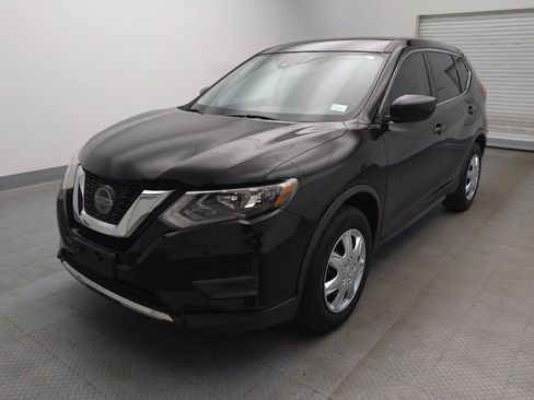 Used 2020 Nissan Rogue S FWD image 2