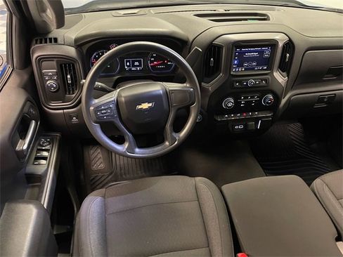 Used 2023 Chevrolet Silverado 1500 Custom image 13