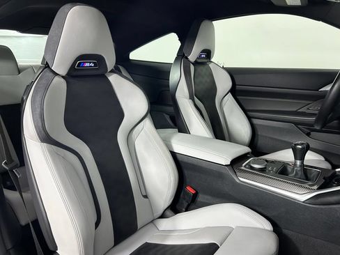 Used 2023 BMW M4 Coupe w/ Executive Package RWD image 13