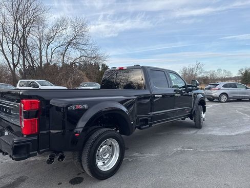 Used 2024 Ford F450 Platinum image 6