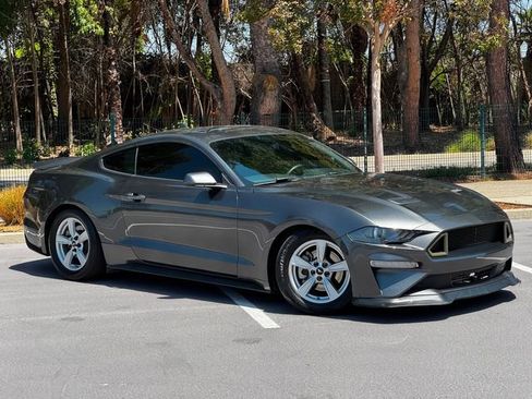 Used 2020 Ford Mustang Coupe RWD image 19