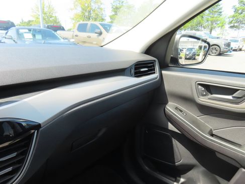 Used 2022 Ford Escape SE w/ Convenience Package FWD image 22