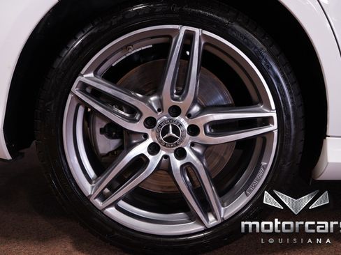 Used 2019 Mercedes-Benz E 450 4MATIC Sedan w/ Premium Package image 22