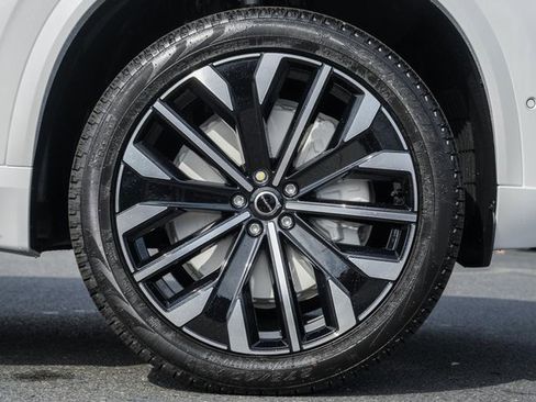 New 2026 Volvo XC90 B6 Ultra w/ Protection Package Premier image 16