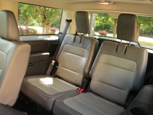 Used 2016 Ford Flex Limited w/ Equipment Group 303A AWD/4WD image 27