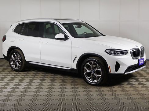 Used 2022 BMW X3 xDrive30i w/ Premium Package 2 AWD/4WD image 2