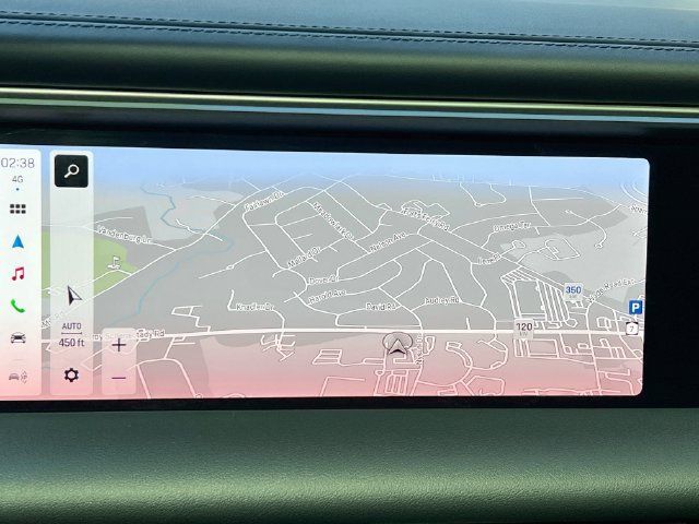 Certified 2025 Porsche Macan 4 Electric AWD/4WD image 16