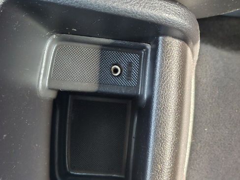 Used 2014 Ford Focus S FWD image 21