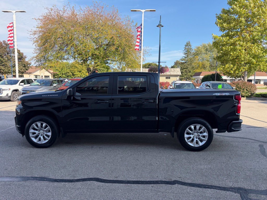 Used 2021 Chevrolet Silverado 1500 Custom w/ LPO, Dark Essentials Package AWD/4WD image 8