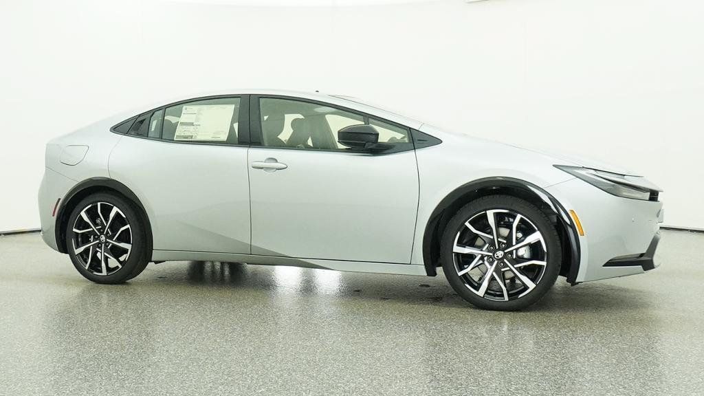 New 2027 Toyota Prius Plug-In Hybrid FWD image 44