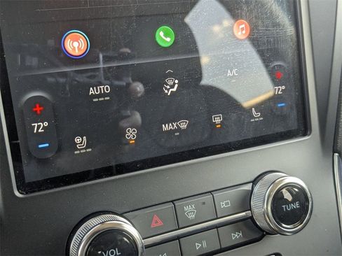 Used 2024 Ford Edge Titanium image 23