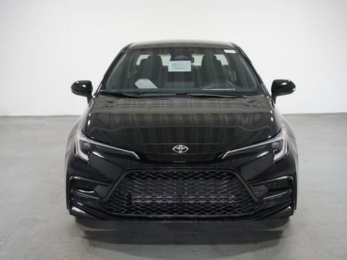 New 2026 Toyota Corolla SE image 2
