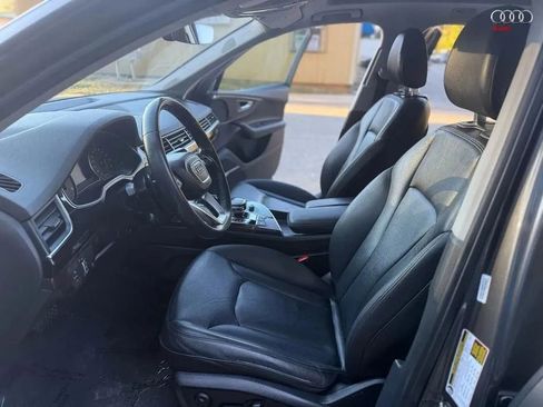 Used 2018 Audi Q7 3.0T Premium Plus image 11