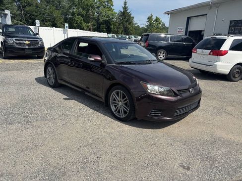 Used 2011 Scion tC FWD image 13
