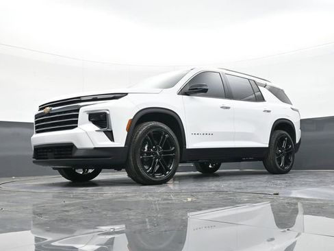 New 2026 Chevrolet Traverse LT w/ LPO, Floor Liner Package image 54