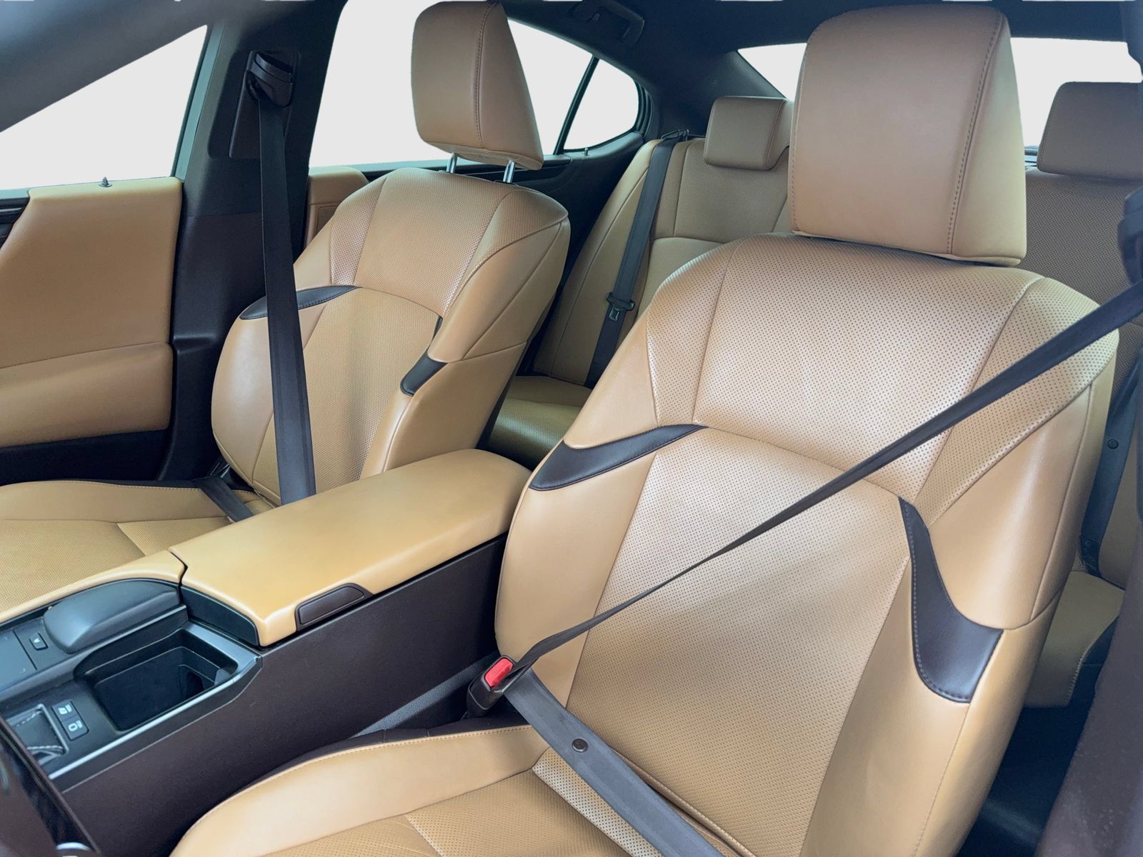 Used 2019 Lexus ES 300h w/ Premium Package FWD image 34