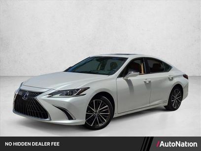 Used 2022 Lexus ES 300h w/ Premium Package