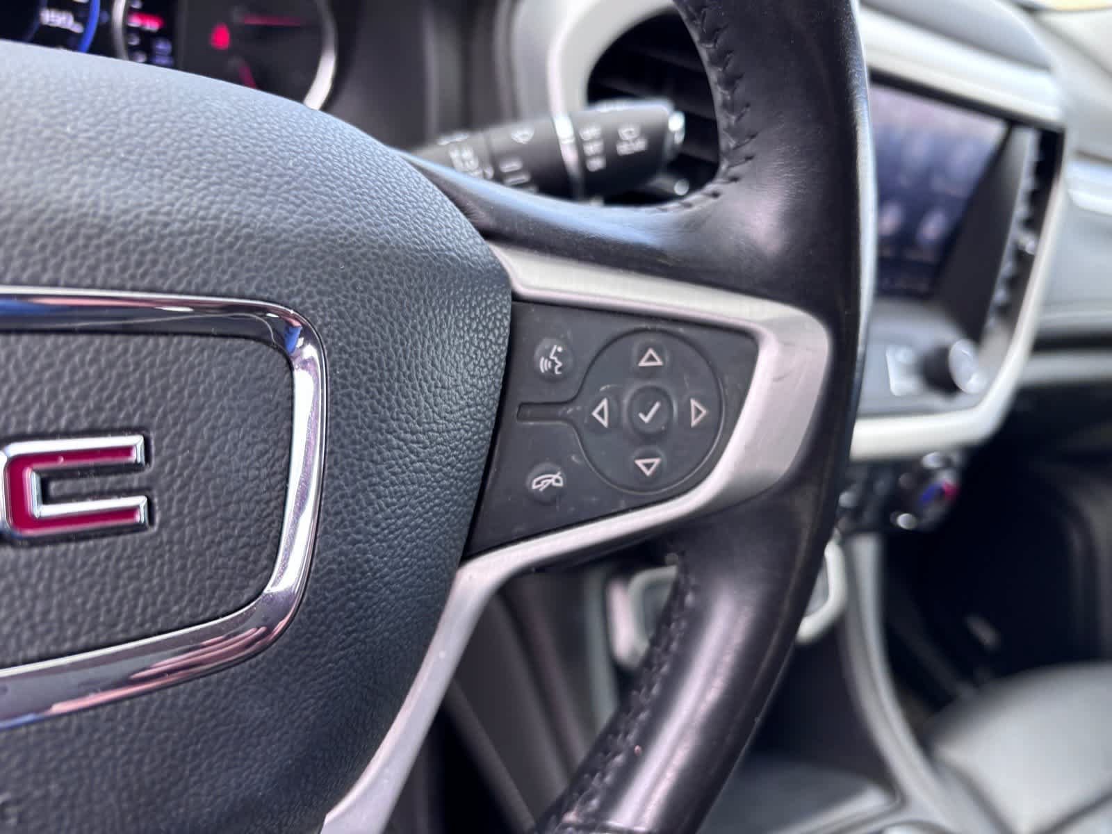 Used 2022 GMC Acadia SLT w/ Elevation Edition AWD/4WD image 18
