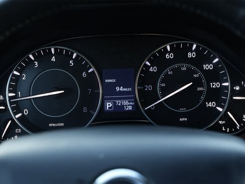 Used 2018 Nissan Armada Platinum w/ Captain Seat Package image 12