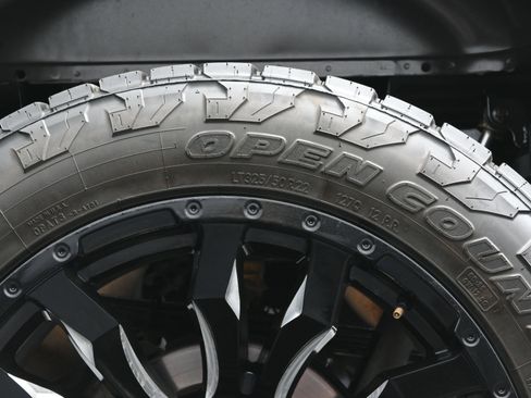 Used 2019 Ford F150 XLT w/ Equipment Group 302A Luxury image 41