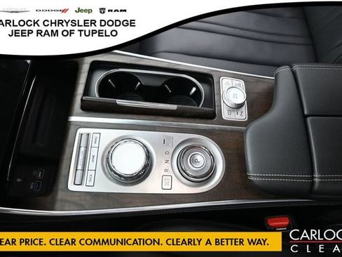 Used 2024 Genesis GV80 2.5T AWD/4WD image 24