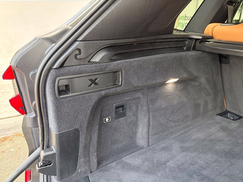 Used 2023 BMW X5 sDrive40i w/ M Sport Package RWD image 46