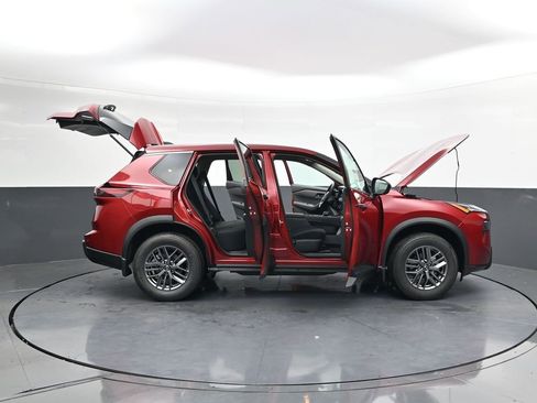 Certified 2026 Nissan Rogue S image 37