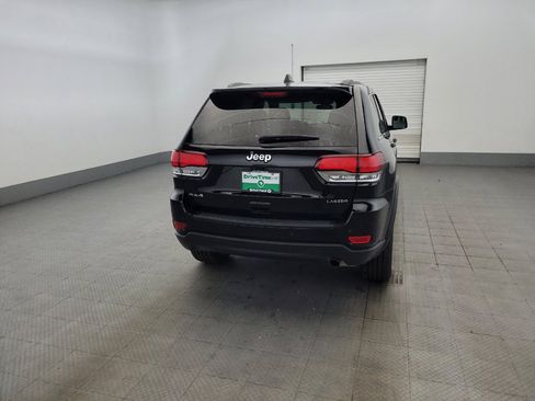 Used 2021 Jeep Grand Cherokee Laredo AWD/4WD image 7