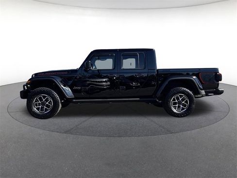 Certified 2024 Jeep Gladiator Rubicon w/ Technology Group image 2