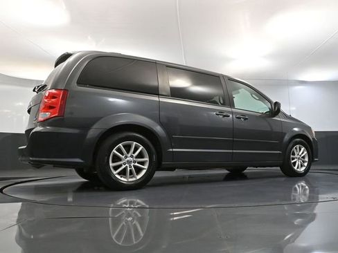 Used 2016 Dodge Grand Caravan SXT FWD image 47