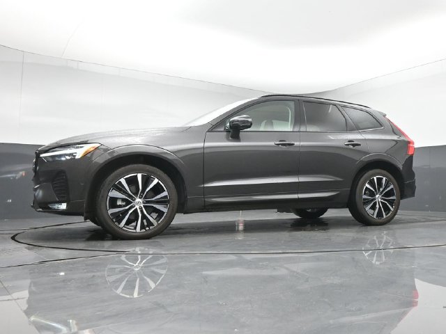 Used 2024 Volvo XC60 B5 Plus w/ Protection Package Premier AWD/4WD image 13