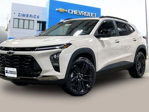 New 2026 Chevrolet Trax ACTIV image 2