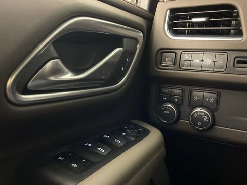 Used 2021 Chevrolet Tahoe Z71 AWD/4WD image 21