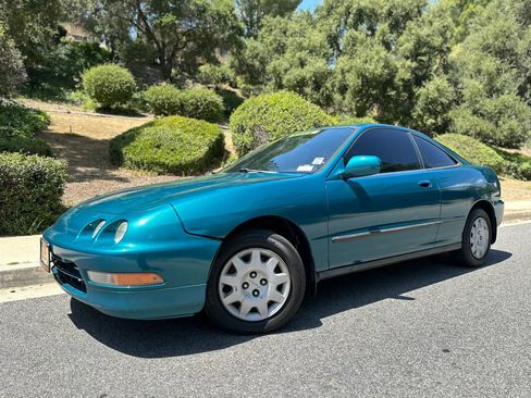 Used 1995 Acura Integra LS FWD image 1