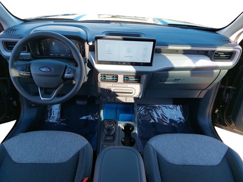 Used 2025 Ford Maverick XLT w/ Equipment Group 302A image 9