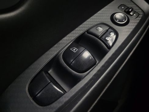 Used 2021 Nissan Sentra SV FWD image 27