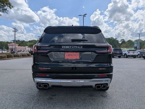 Used 2024 GMC Acadia Denali w/ Super Cruise Package FWD image 7