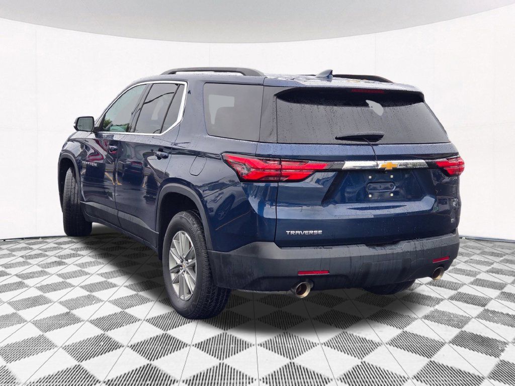 Used 2023 Chevrolet Traverse LT FWD image 25
