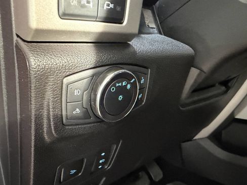 Used 2020 Ford F350 Lariat image 23
