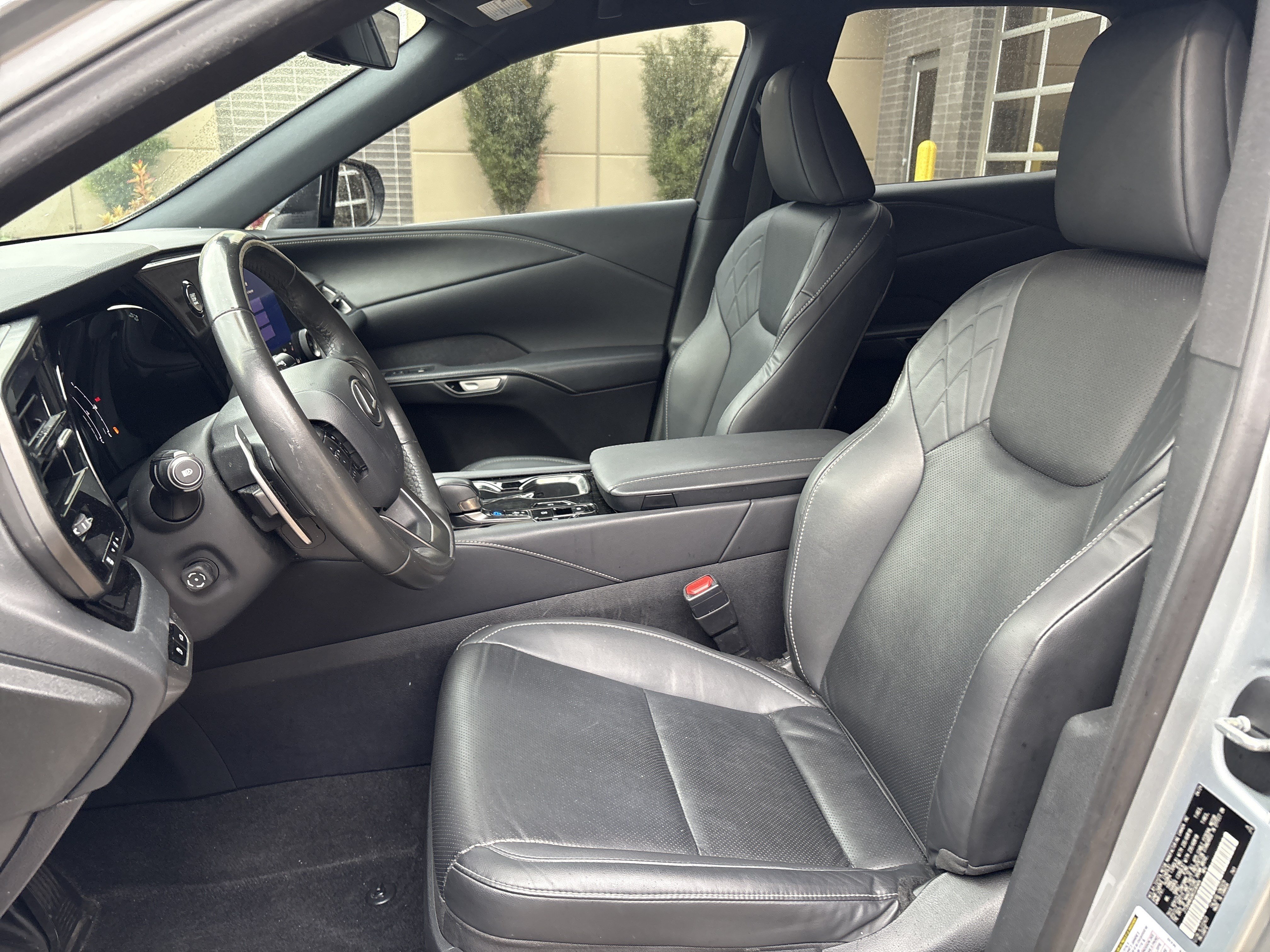 Used 2024 Lexus RX 350 FWD w/ Technology Package image 16