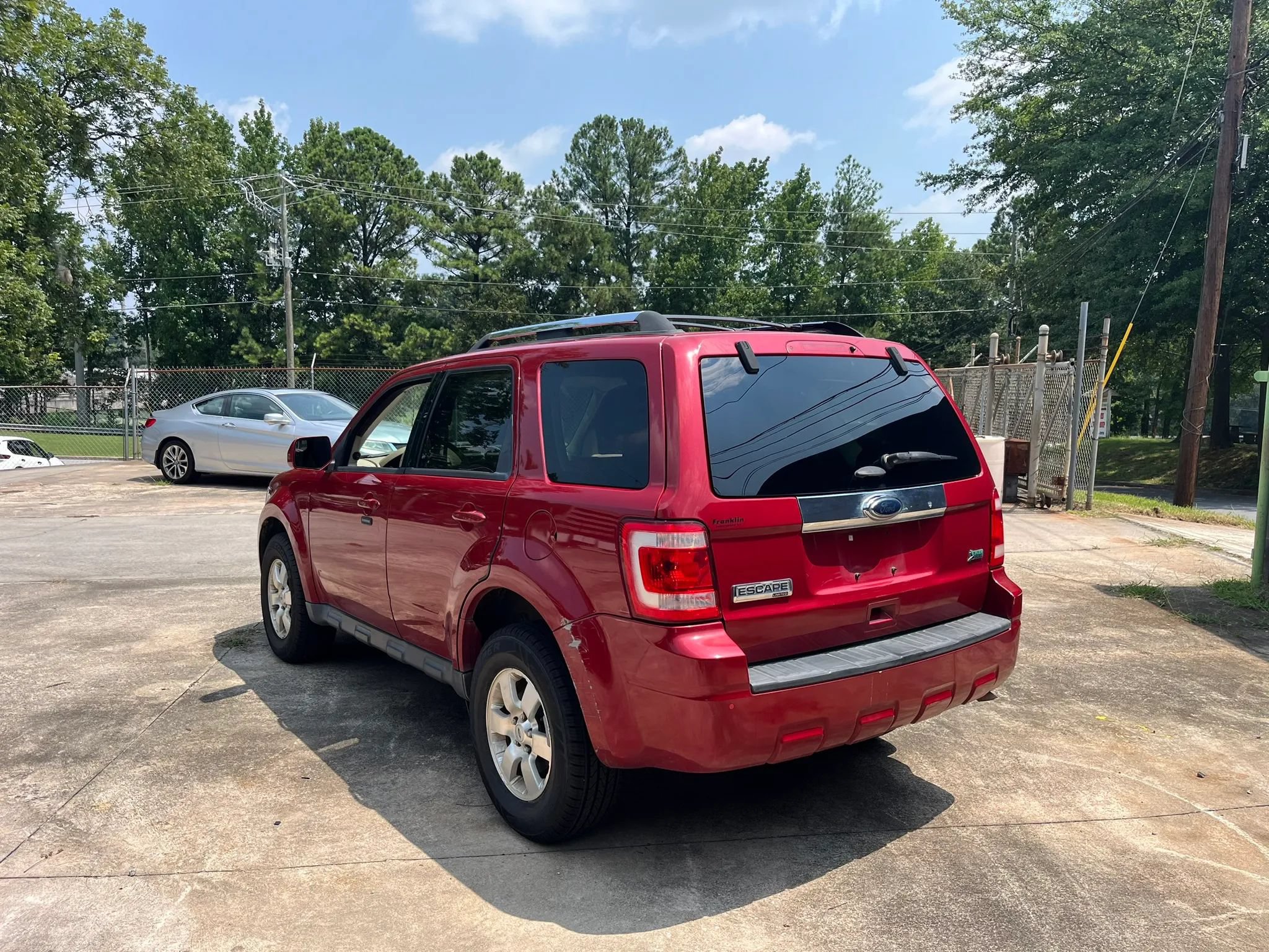 Used 2011 Ford Escape Limited FWD image 7