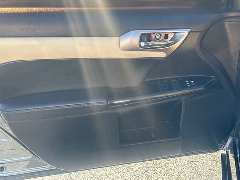 Used 2016 Lexus CT 200h image 17