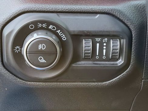 Used 2020 Jeep Gladiator Rubicon AWD/4WD image 19