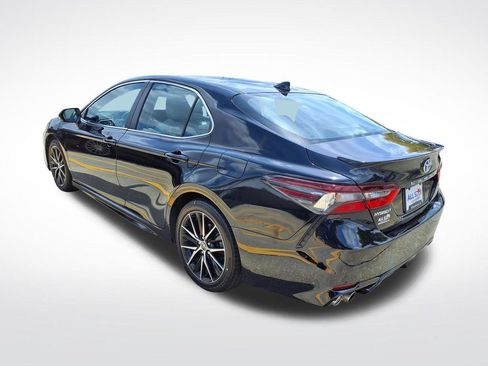 Used 2024 Toyota Camry SE w/ Audio Upgrade Package FWD image 9