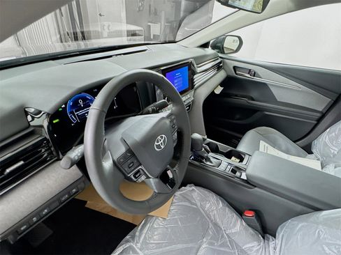 New 2026 Toyota Camry LE image 6