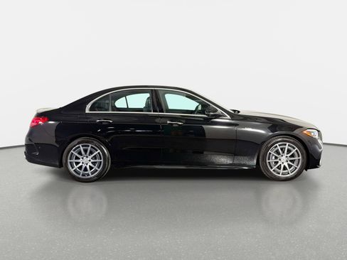 Used 2025 Mercedes-Benz C 43 AMG 4MATIC Sedan image 3