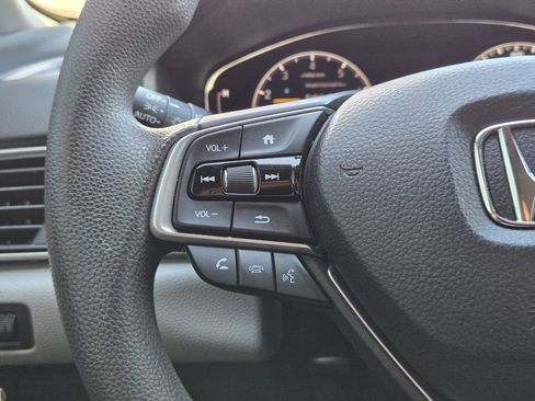 Used 2020 Honda Accord EX image 25