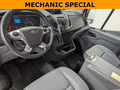 Used 2018 Ford Transit 250 130 Low Roof w/ Exterior Upgrade Package RWD image 3