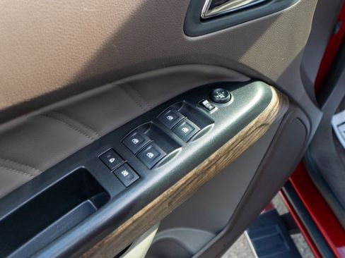 Used 2021 GMC Canyon Denali image 16