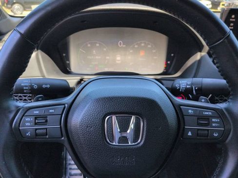 Used 2025 Honda Accord Sport image 34
